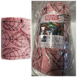 Marvel Spider-Man Plush Throw Blanket