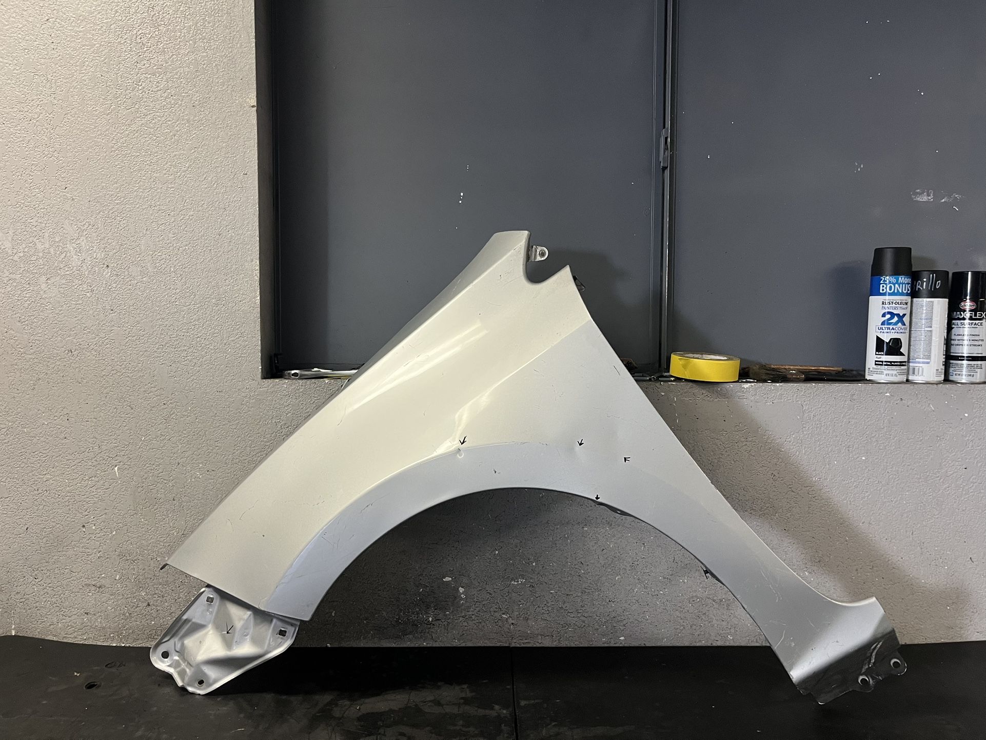 2014-2015-2016-2017-2018-2019 TOYOTA COROLLA LEFT FENDER OEM USED