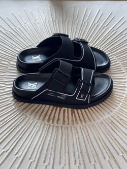 Black strap sandals