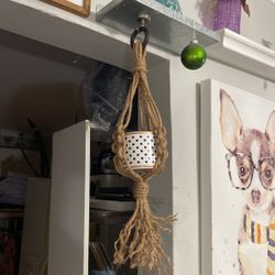 Macramé Hanger 