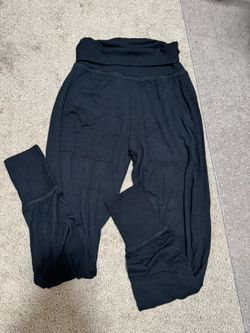 Women’s Aerie Joggers (new with Tags)