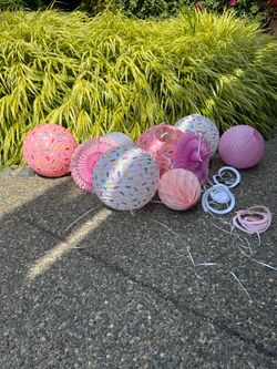 Pink Decorations