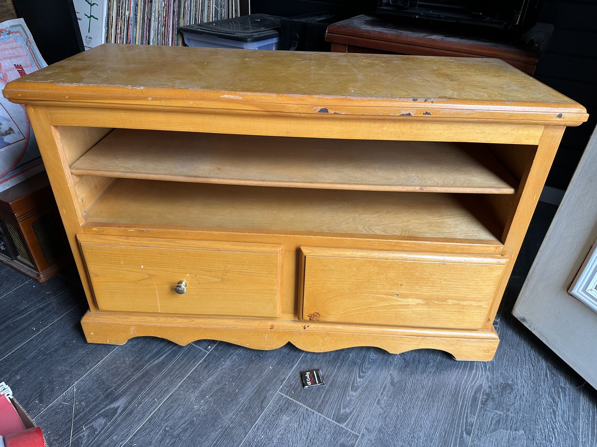 Entertainment Dresser