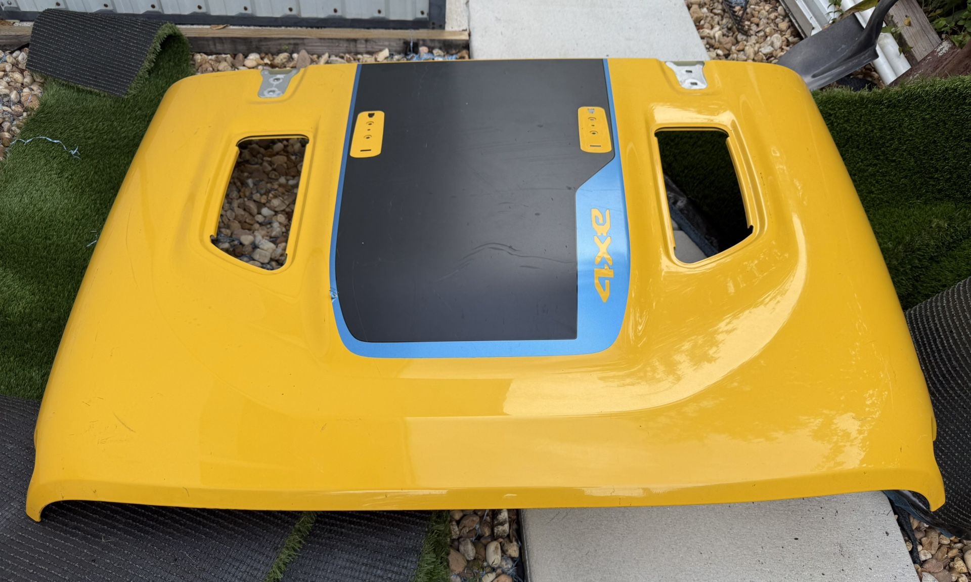 Jeep Rubicon Hood