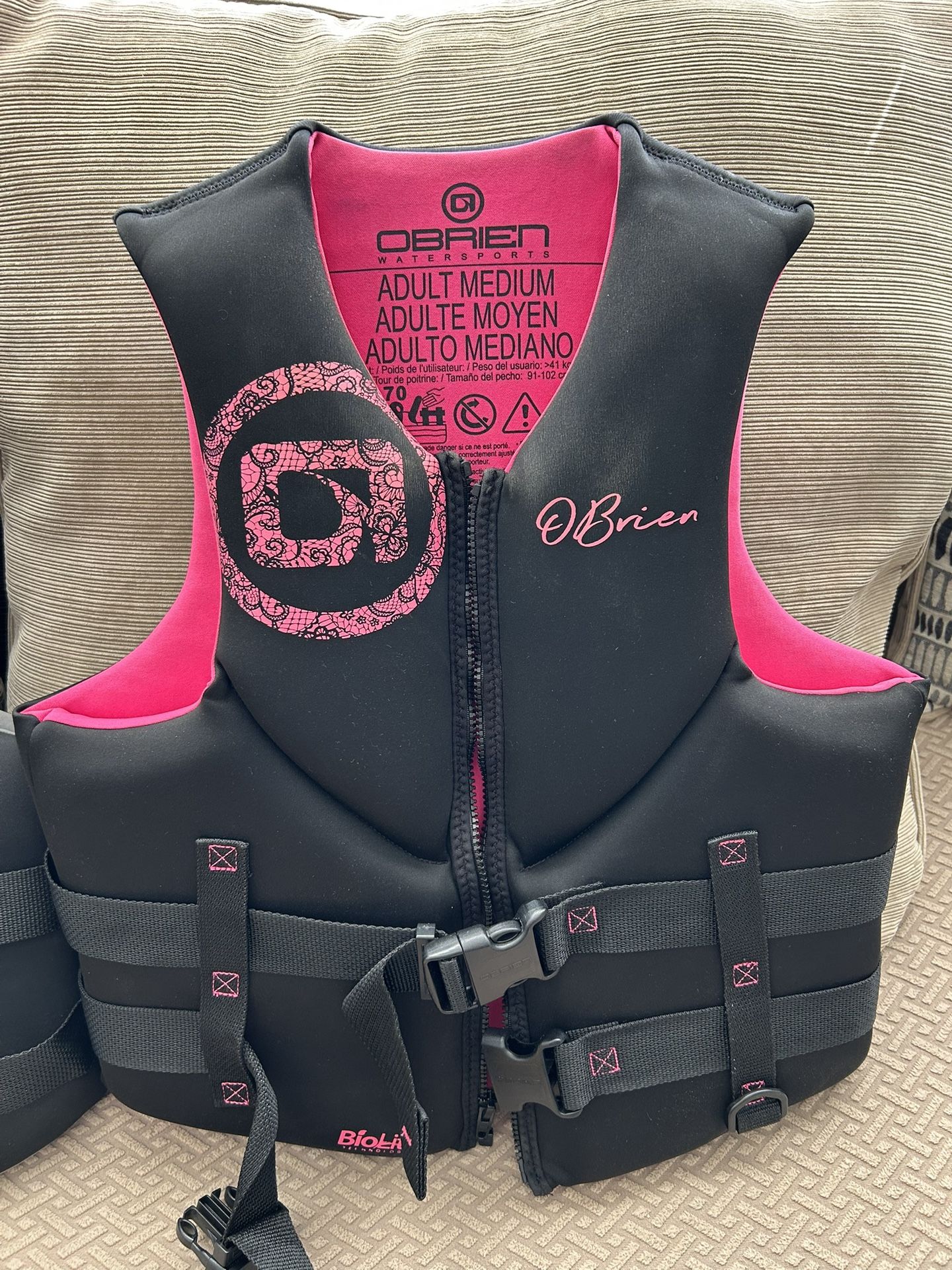 O’Brien Life Jacket - Adult Medium