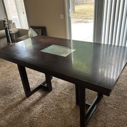 Dinning Room Table