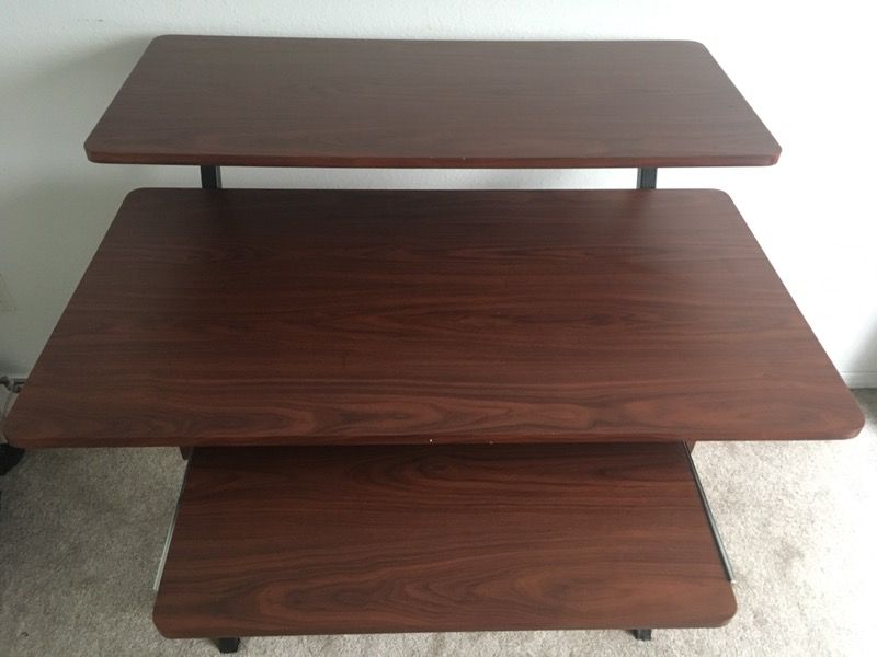 On Stage WS7500 Wood Workstation Desk