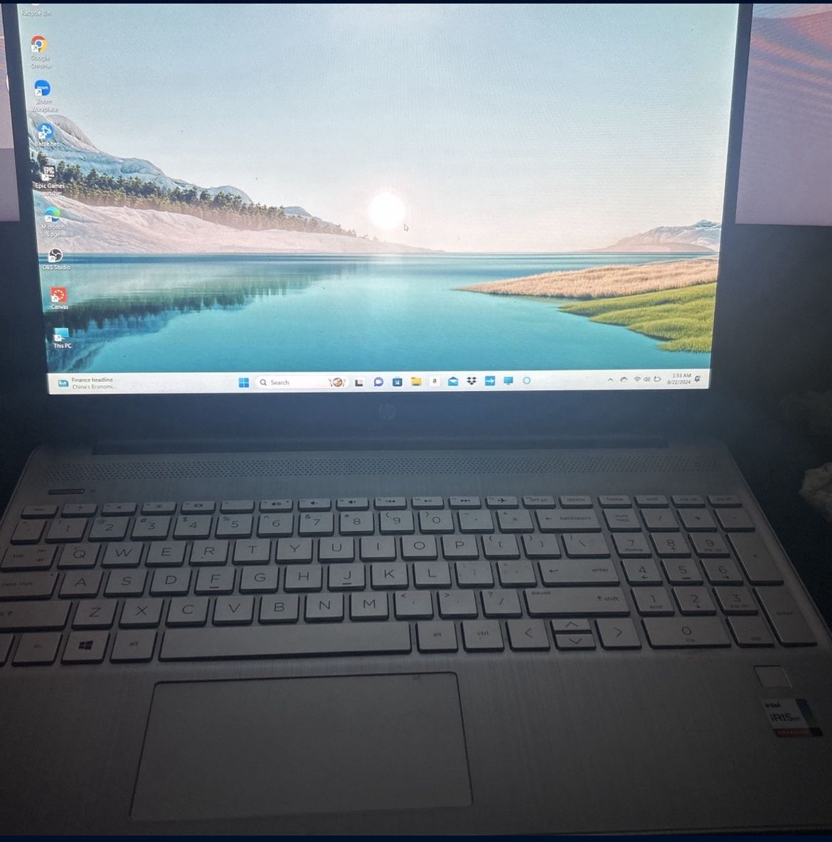 Hp Laptop (comes with charger)