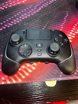 Razer Wolverine PS5/PC Controller