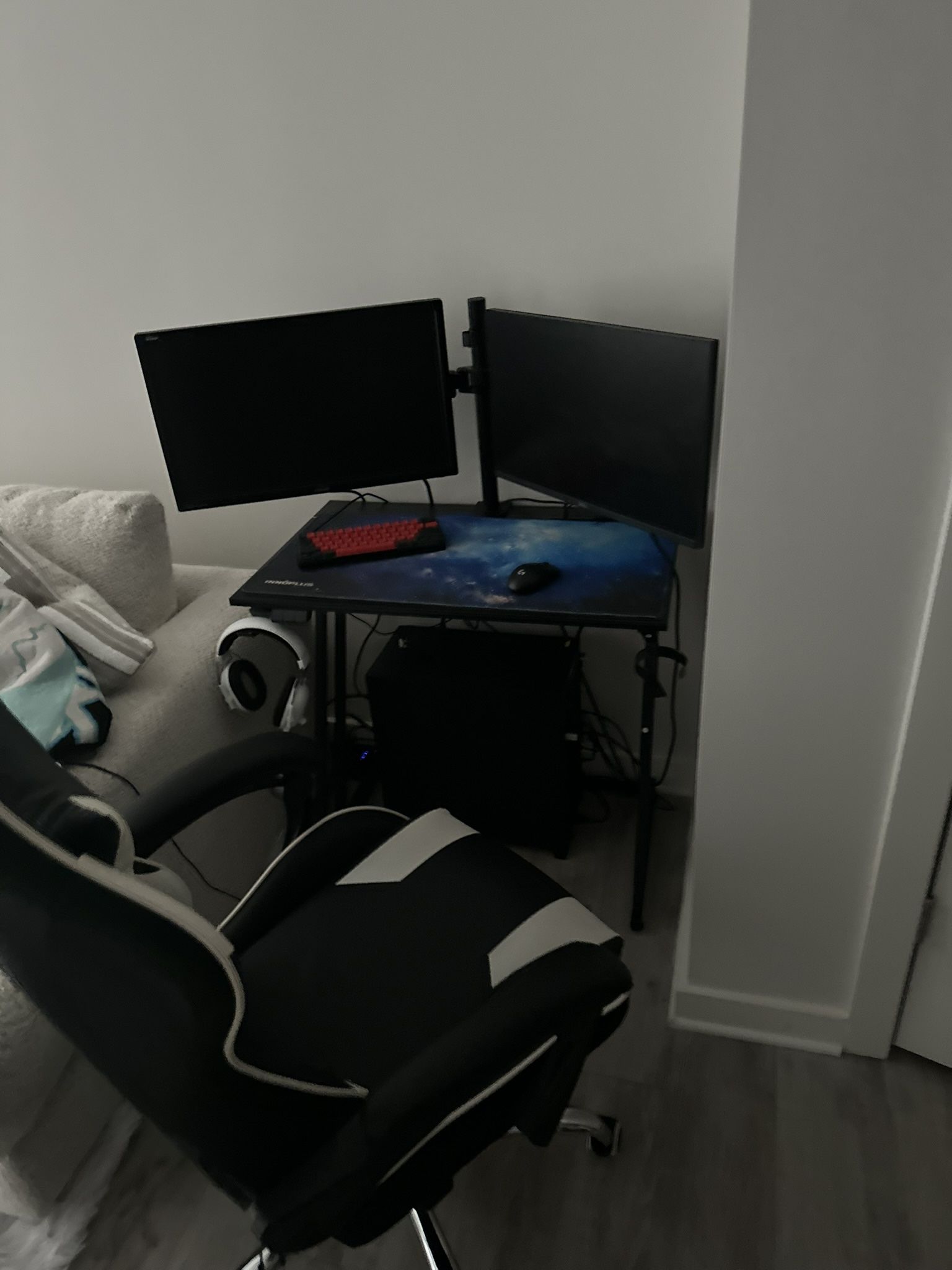 Selling Pc And Extras