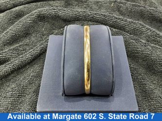 Bangle Bracelet - Yellow Gold 14k (.585) 13.9 grams 8 inch