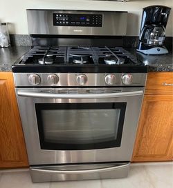 Samsung Stainless Steel Oven Gas Range