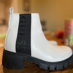 Black and white Guess Boots