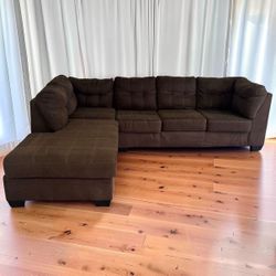 Ashley’s Pitkin L-Shape Sectional Sofa with Leftside Chaise