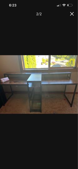 Free desk