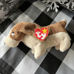 VTG 1998 Ty Beanie Baby ‘Tracker’ Dog Basset Hound w/ Tags Born: June 5, 1997