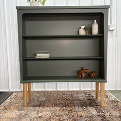 Basset Bookcase
