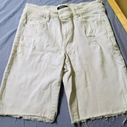 White Shabby Look Frayed Bottom Shorts 