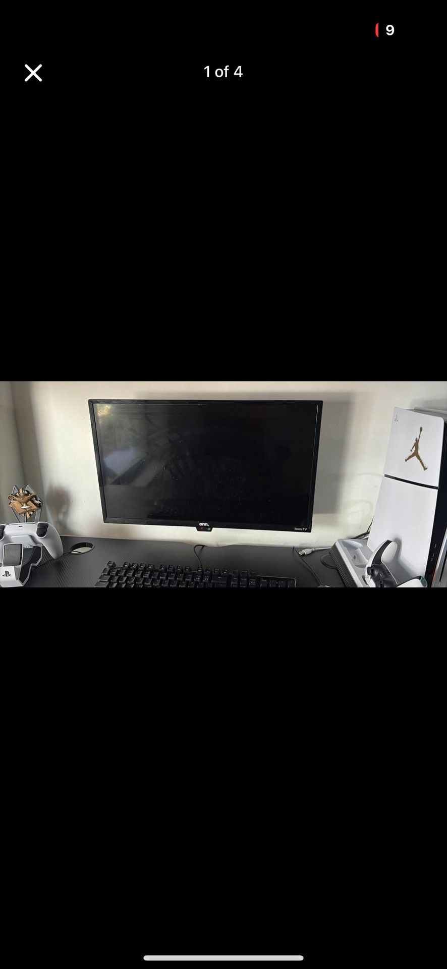 Gamer Desk/ tv 24”