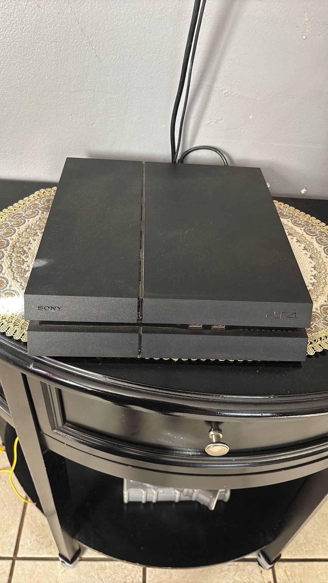 PS4