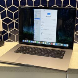 2023 MacBook Pro 16” Inch M2 Pro 16GB Ram with AppleCare+