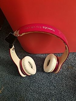 Beats by Dr. Dre Broken