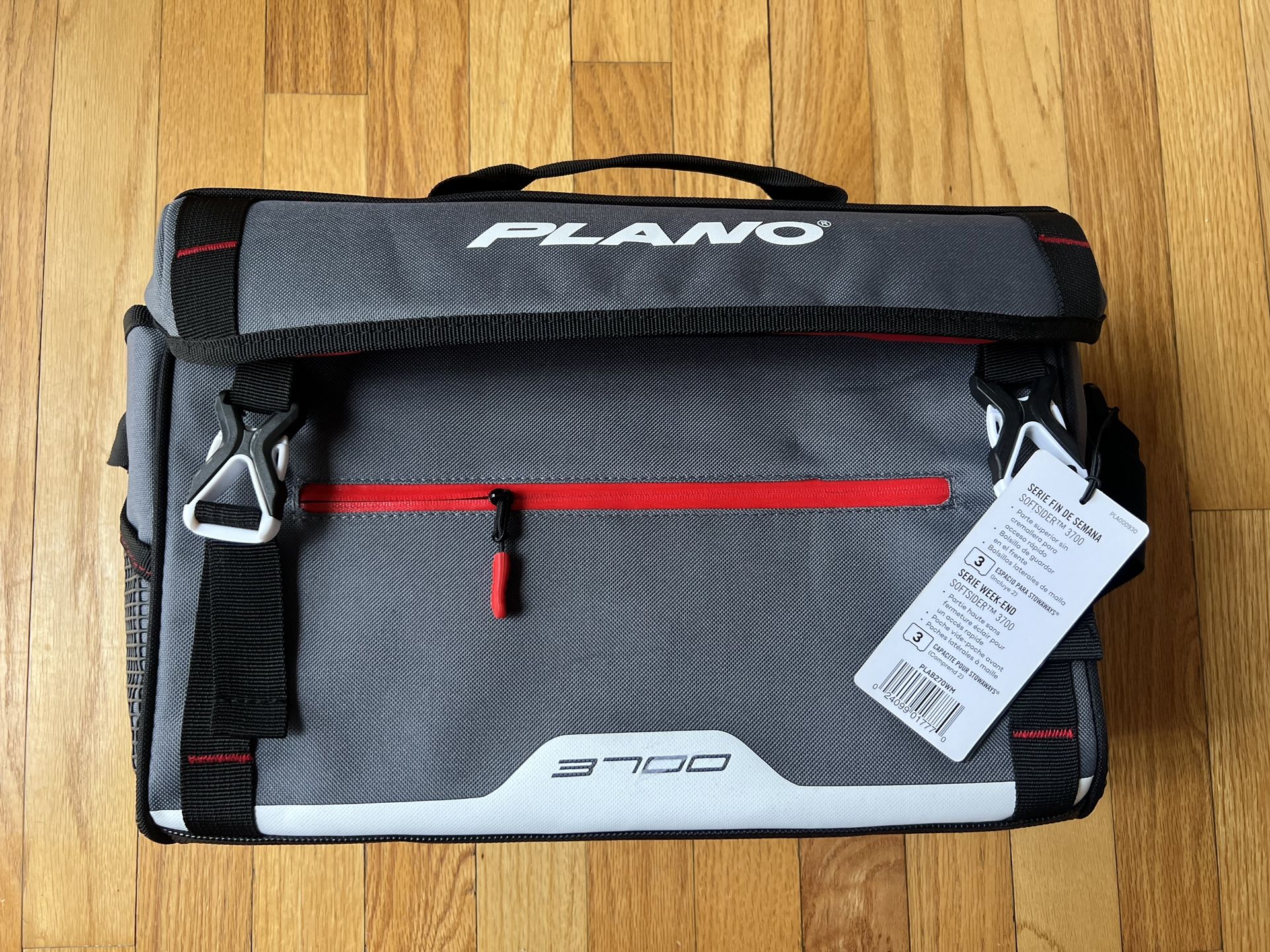 Plano Fishing Trackle Bag With Two 3700 Lure Box