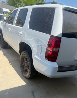 2007 Chevy Tahoe for parts blown engine (cheap)