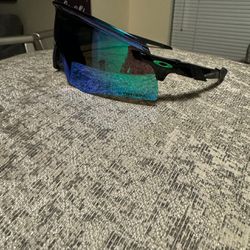 Oakley blue prizm sunglasses 