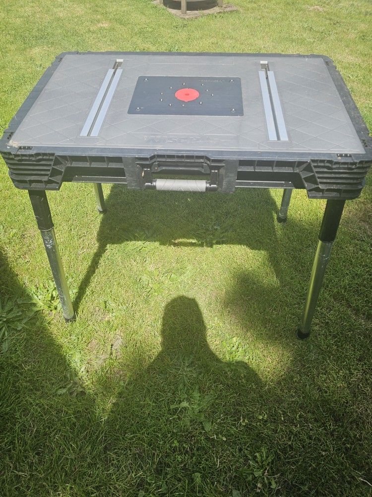 Husky Portable Router Table