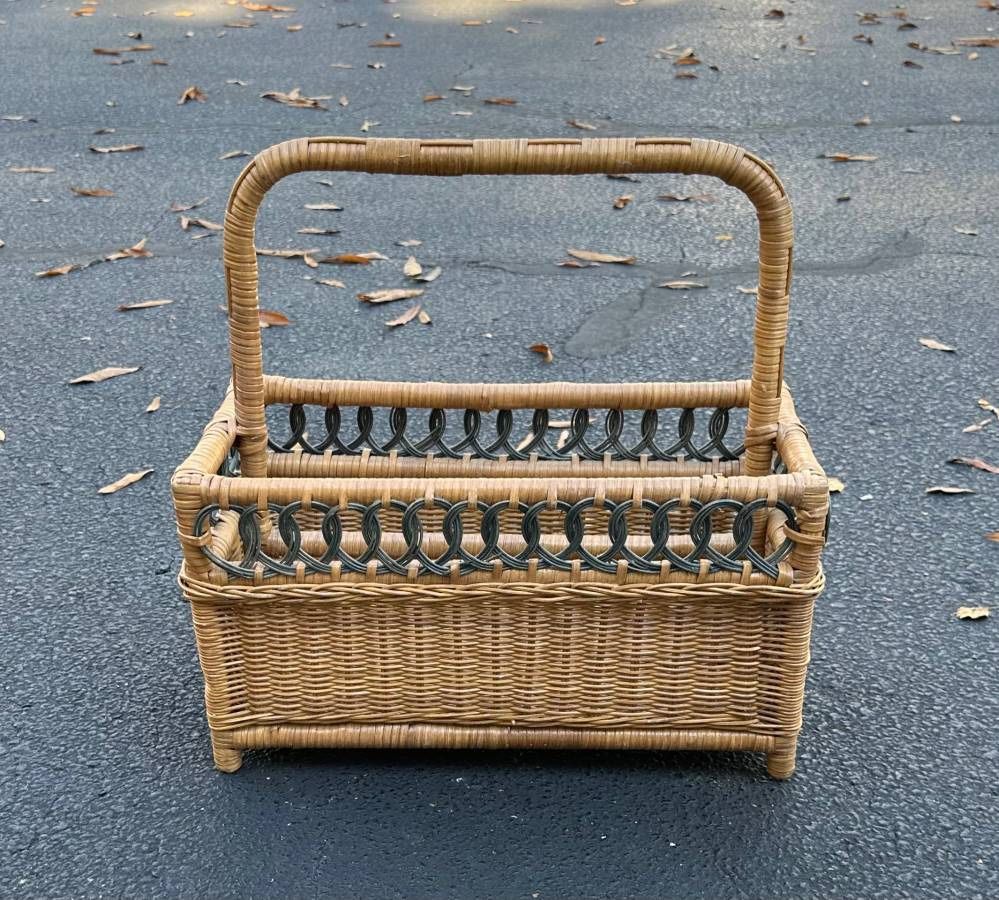 Vintage Mid Century Modern MCM Wicker Rattan Bamboo Basket Magazine Holder Storage Rack Organizer