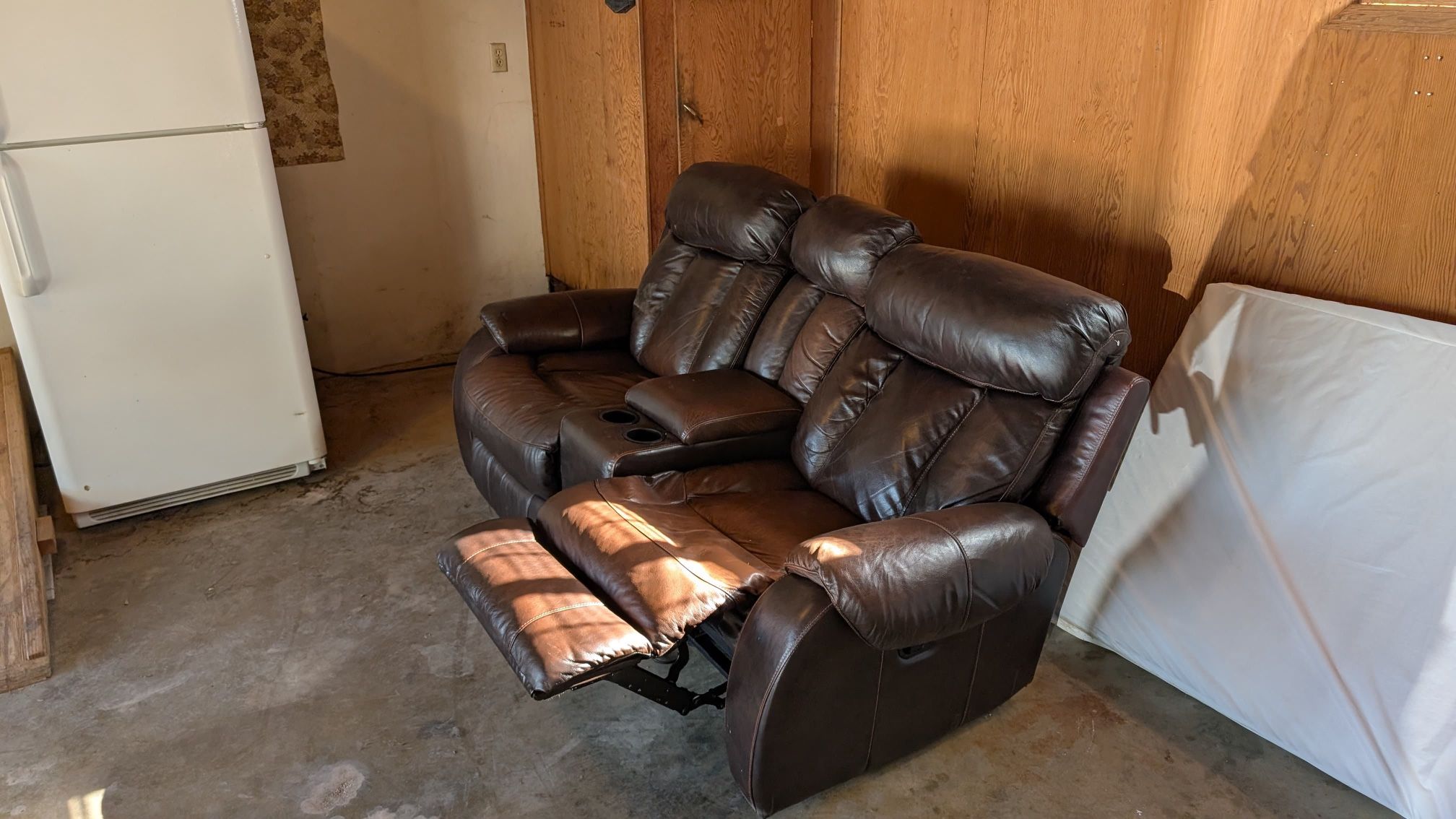 Beautiful Dual Recliner 