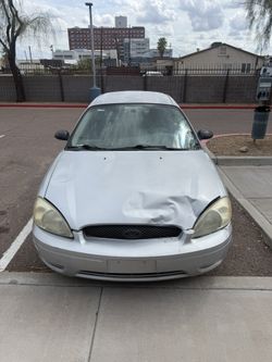 2005 Ford Taurus