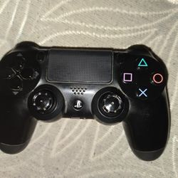 Used Ps4 Controller 