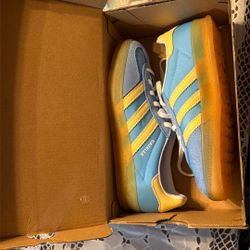 Size 5 Gazelle Women’s