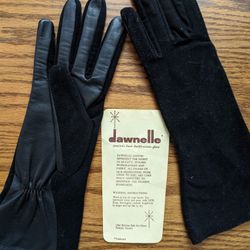 Vintage Dawnelle Women Gloves In Christmas Box 