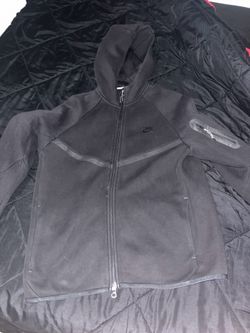 Black Nike tech  medium