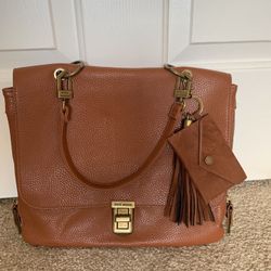 Steve Madden Handbag: messenger style, With Strap