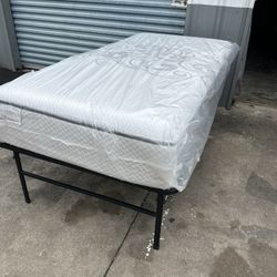 Twin XL Size Mattress And Platform 