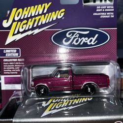 Johnny Lightning 