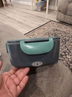 Self heating lunch box