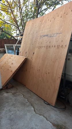 Plywood