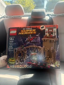2016 Batman tv series batcave