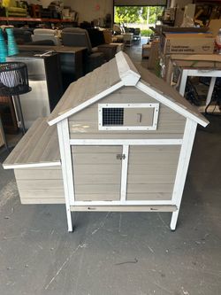 Outdoor Chicken Coop with Removable Trays, Wooden Poultry Cage with Nesting Box, 36.2"L x 26"W x 38.3"H
