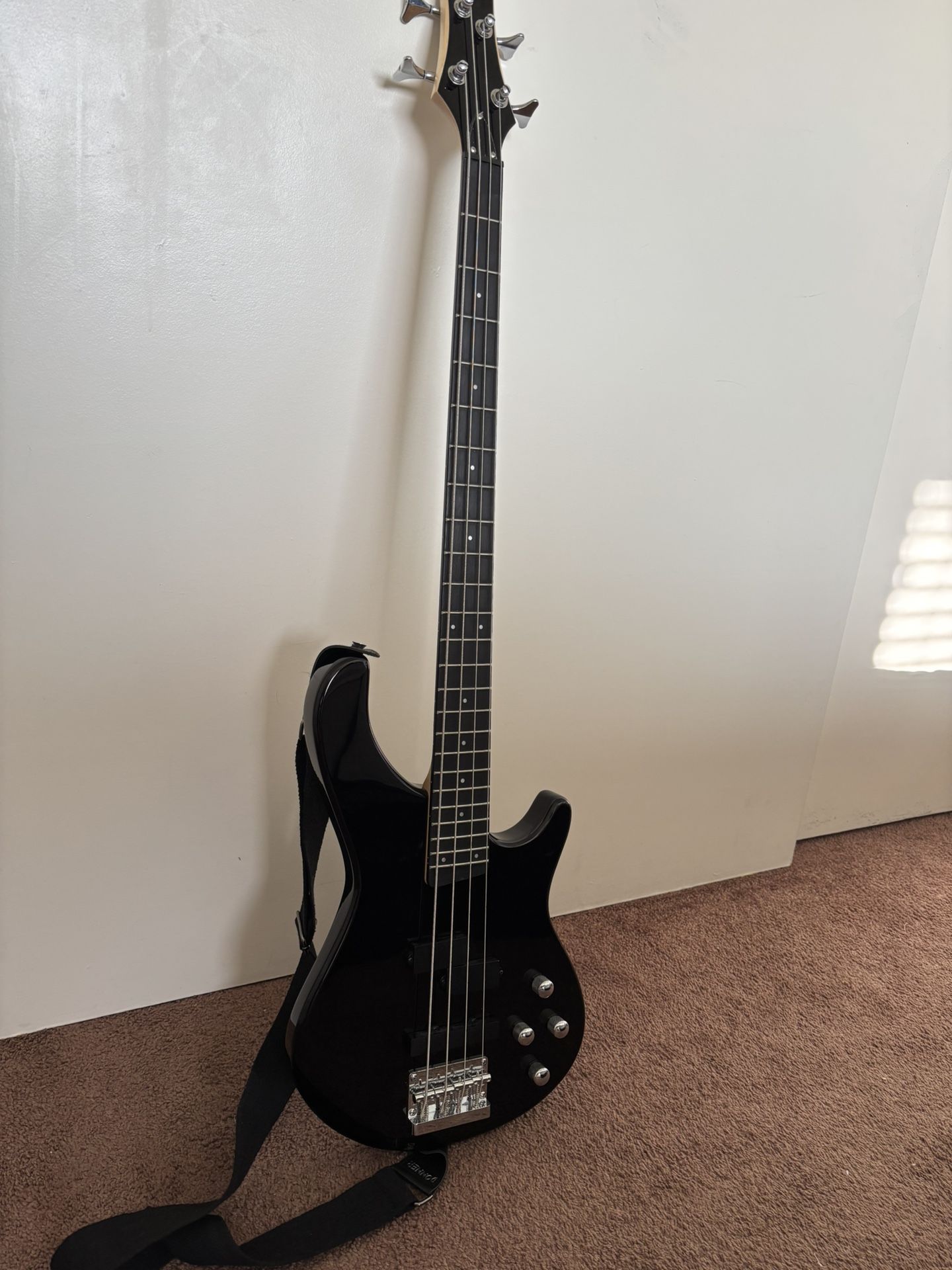 Donner Electric Bass Guitar