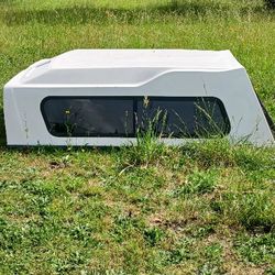 Fiber Glass Camper Shell 