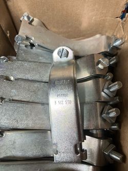 3-1/2 STD Unistrut straps P1120
