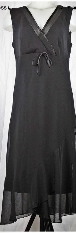 Believe Black Crinkle Chiffon Surplice Neckline Ruffle Hem Dress 12 Made in USA