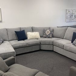 Living Room pick up today in chino