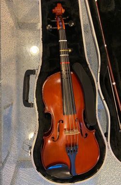 Viola 14. Musical Instrument! Like new in box